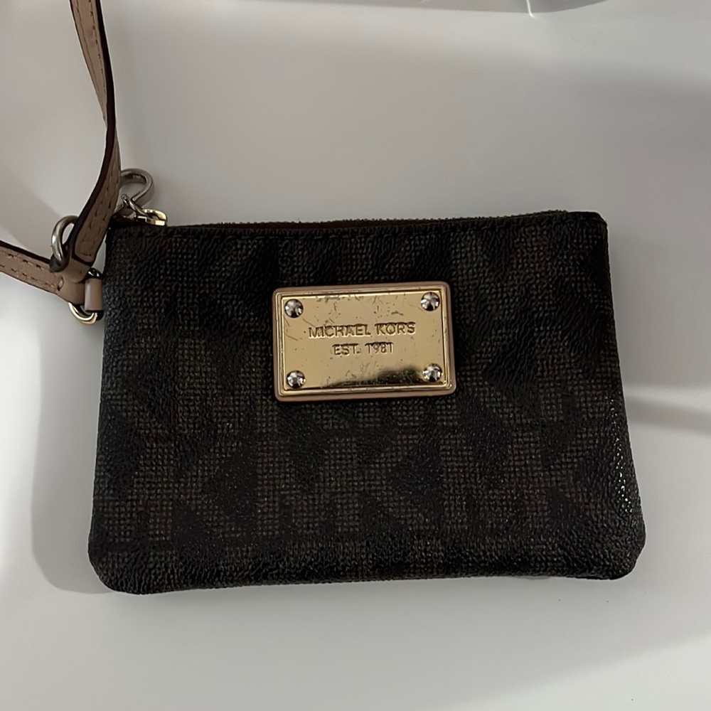 Michael Kors Wallet / wristlet